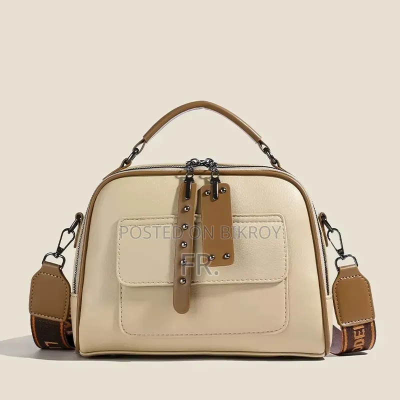 High End Ladies Handbag Multi-Layer Large Capacity Commuting Bag Cream