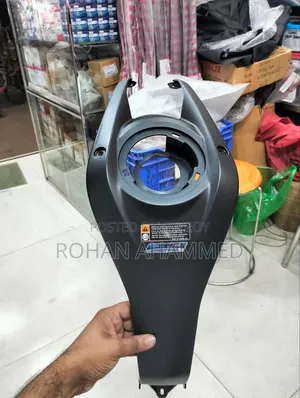 :
Yamaha Blue Core Genuine Body Cover Panel – New