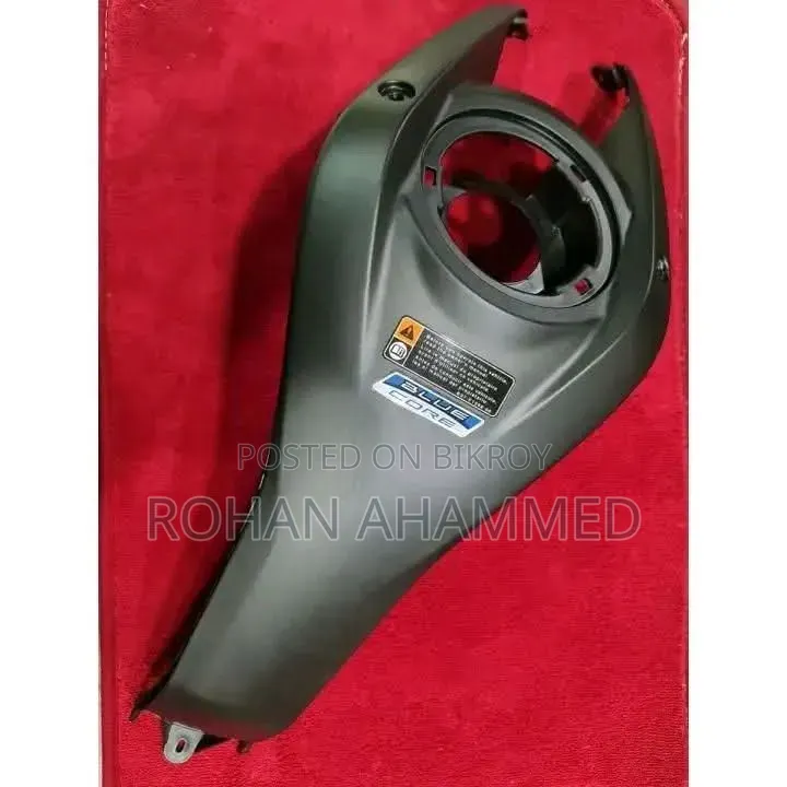 :
Yamaha Blue Core Genuine Body Cover Panel – New