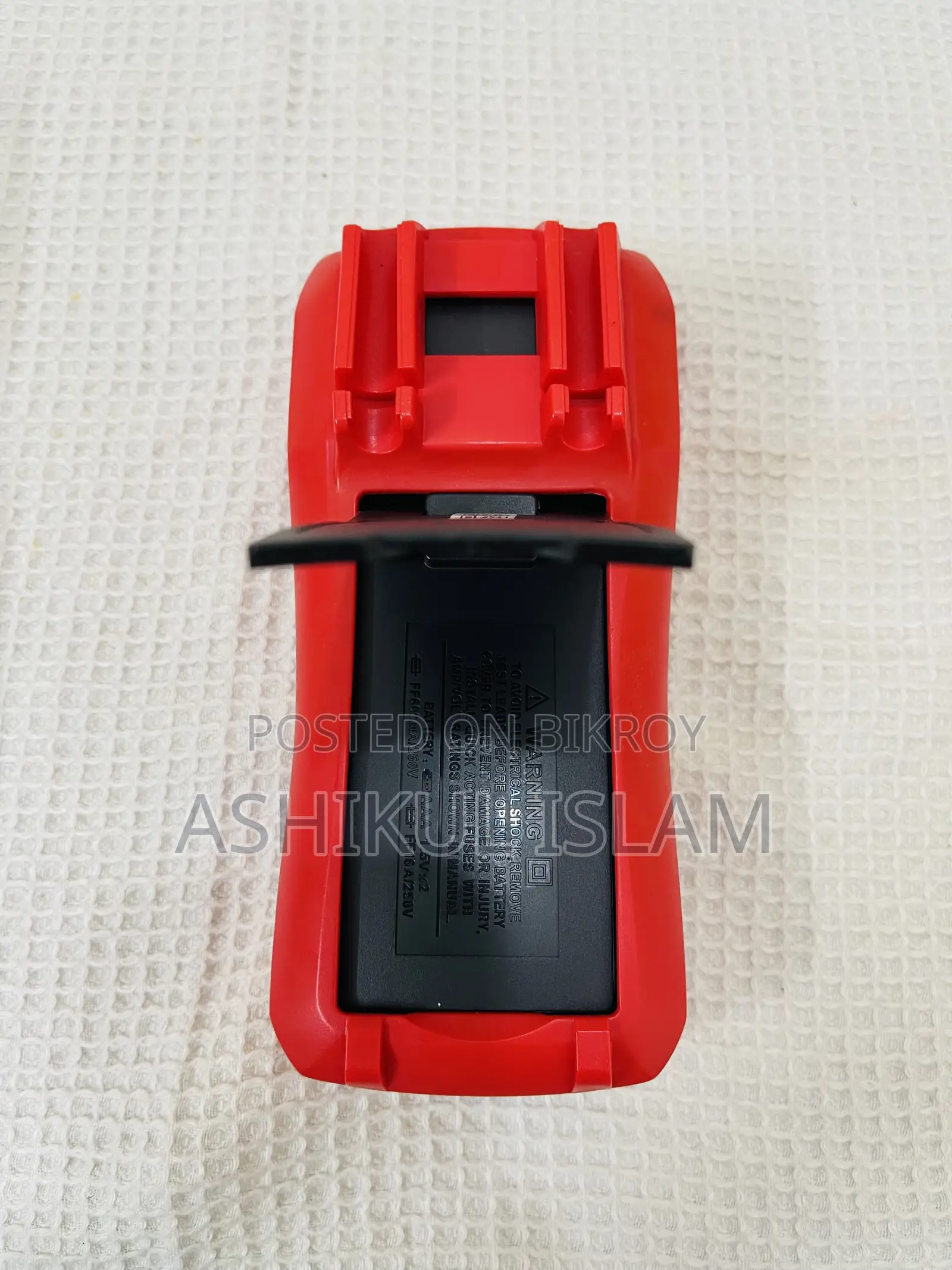 UNI-T UT890D+ Digital Multimeter (Like New)