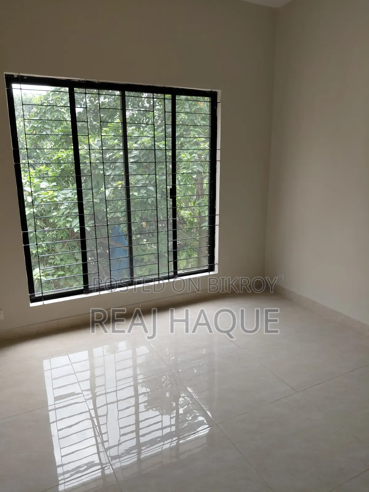 3bdrm Apartment in Dhaka, Dhanmondi for Sale