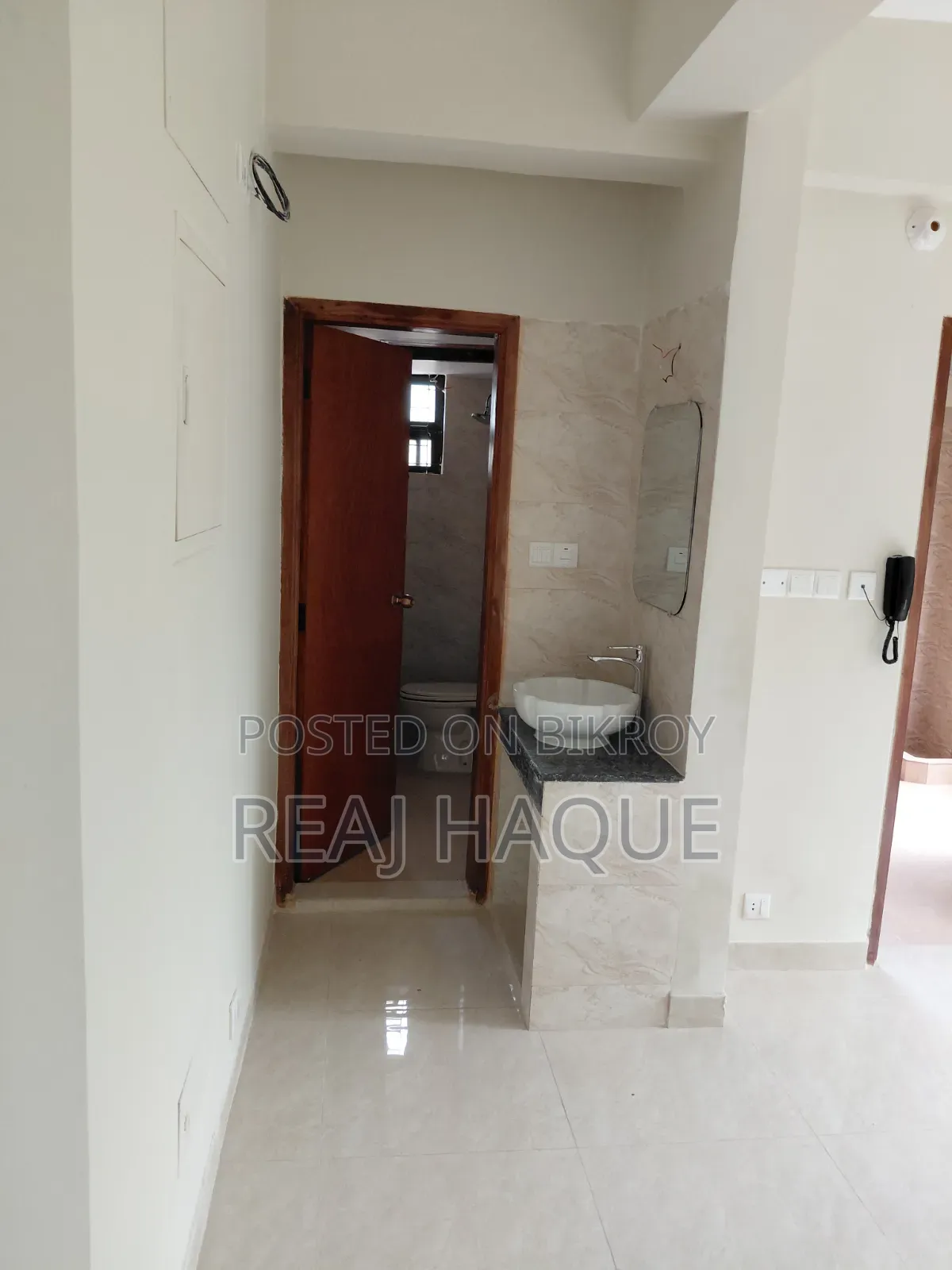 3bdrm Apartment in Dhaka, Dhanmondi for Sale