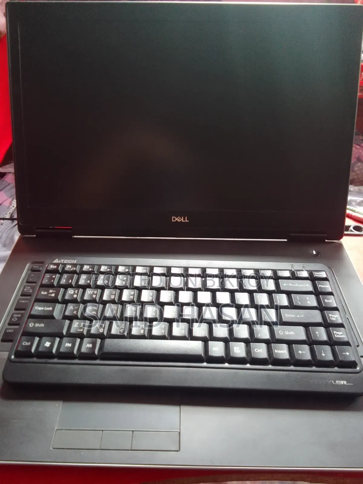 Laptop Dell Precision 7740 16GB Intel Xeon SSD 256GB