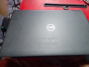 Laptop Dell Precision 7740 16GB Intel Xeon SSD 256GB
