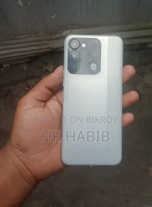Tecno Spark 8C 64 GB White