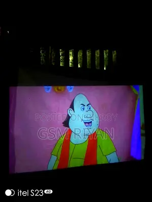 Hy 420 Pro Projector