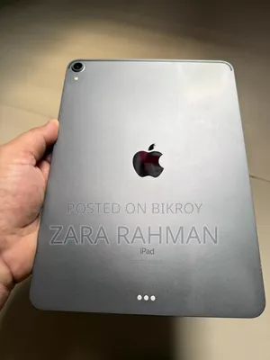 Apple iPad Pro 11 (2018) 256 GB Gray
