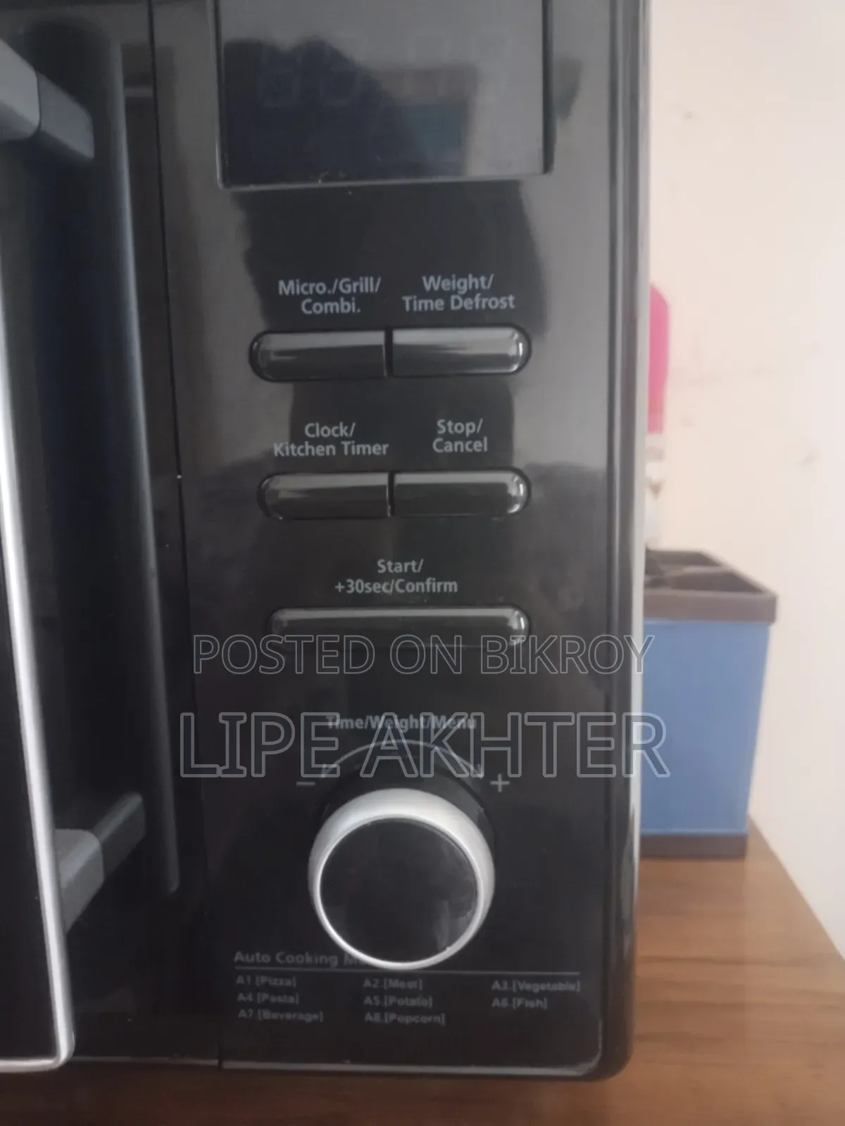 Walton Company Microwave Oven