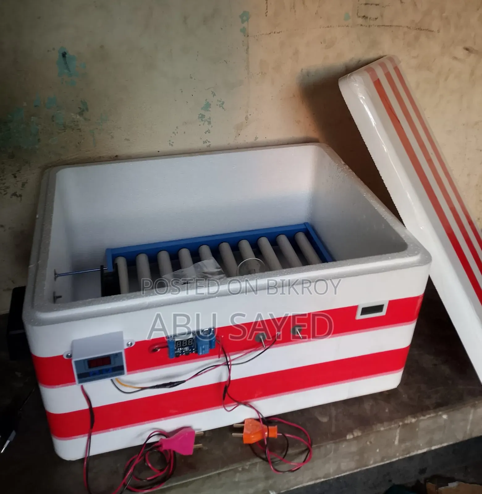 ইনকিউবেটর মেশিন