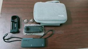 Insta 360 X5 Combo