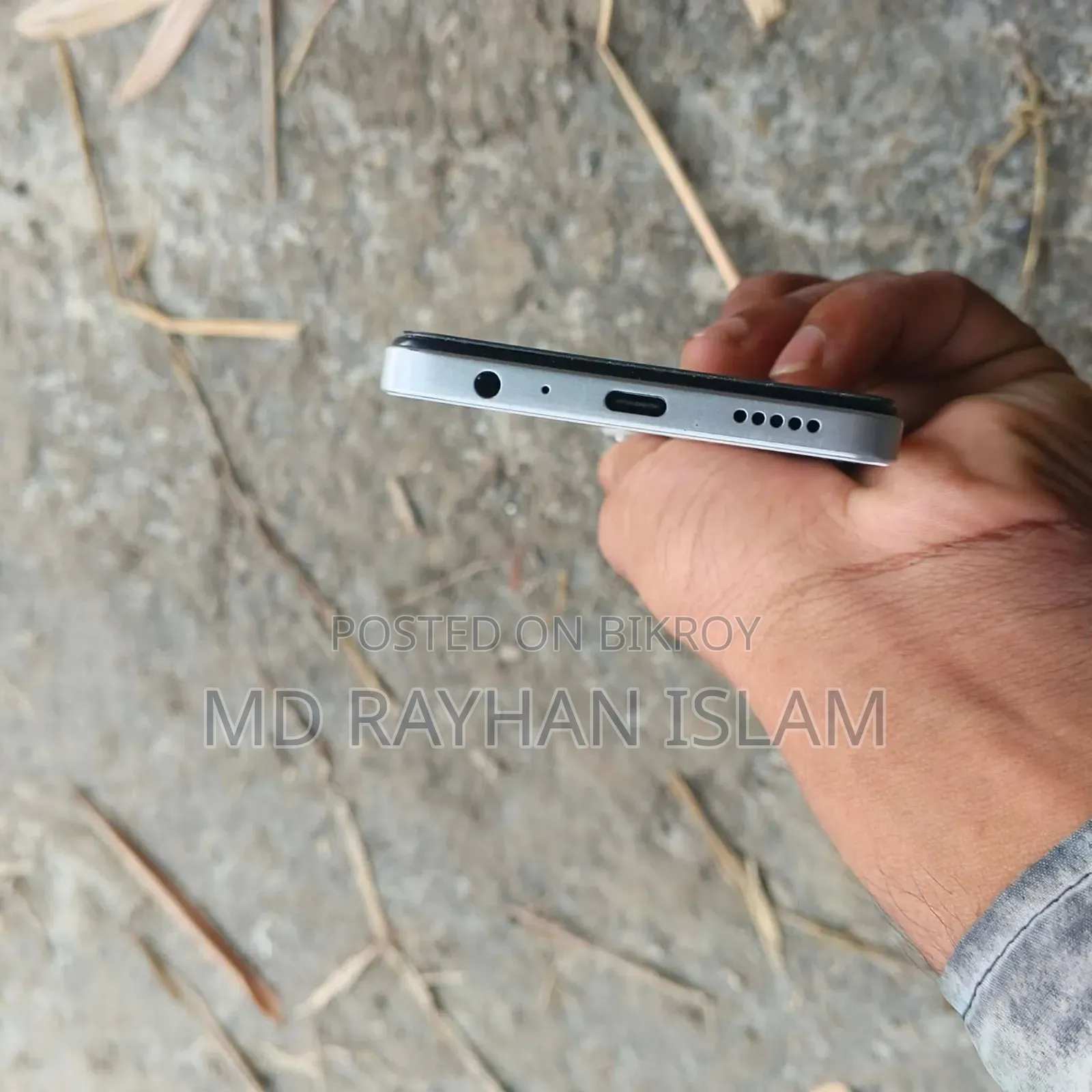 সিমফনি ইনোভা ৩০ ১২৮ জিবি সিলভার