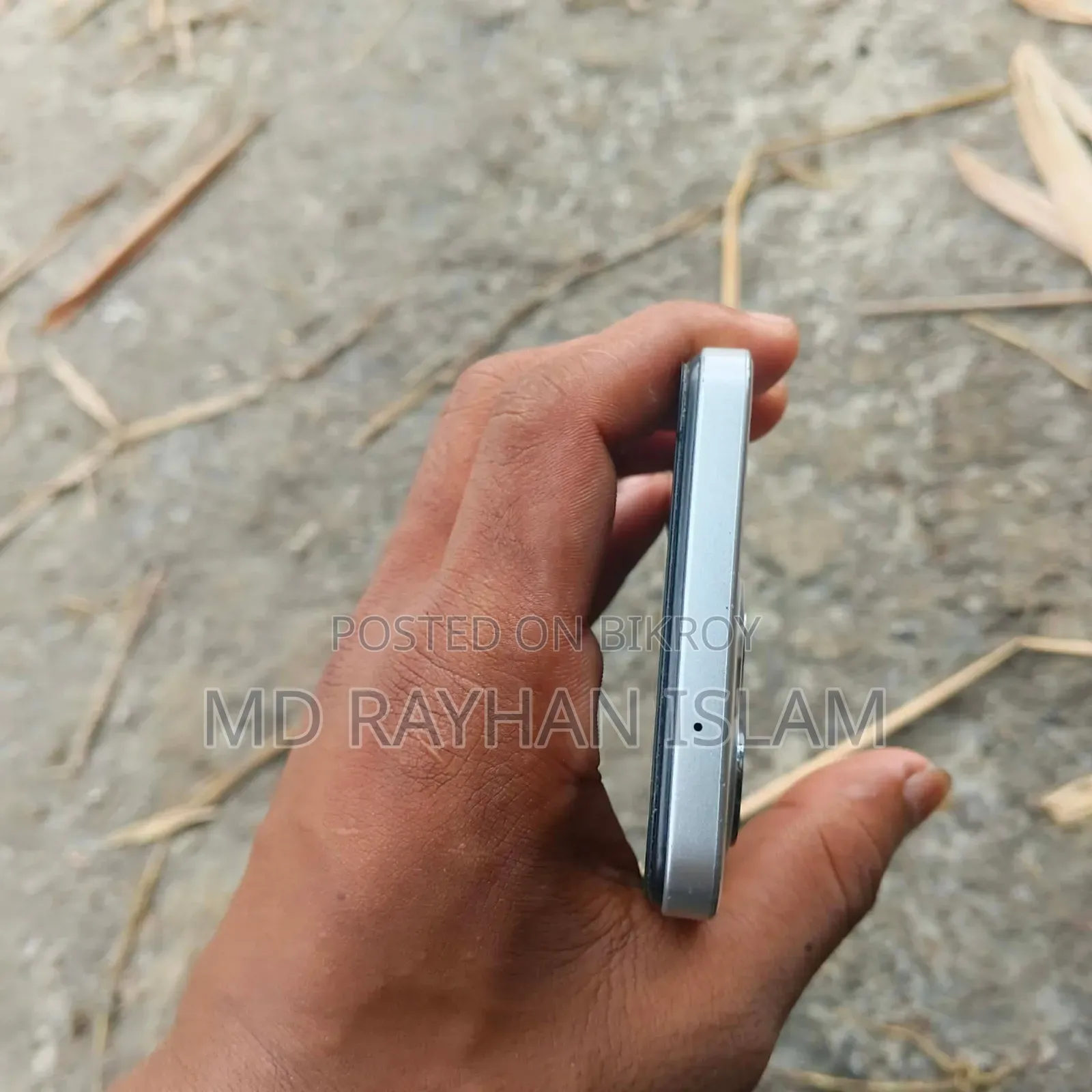 সিমফনি ইনোভা ৩০ ১২৮ জিবি সিলভার