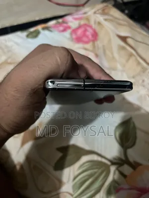 Sharp Aquos R6 128 GB Black