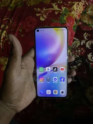 OnePlus 8 5G (T-Mobile) 128 GB Black