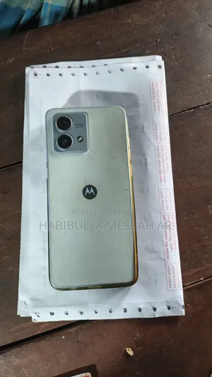 মোটরোলার মোটো জি৮৪ ৫জি ২৫৬ জিবি