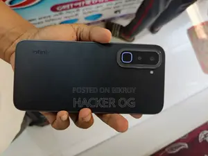 New Infinix Hot 70 128 GB Black