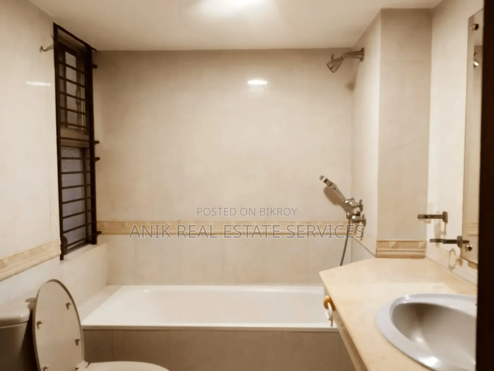 3bdrm Apartment in Anik Real Estate, Banani for Rent