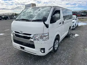 Toyota HiAce 2020 White