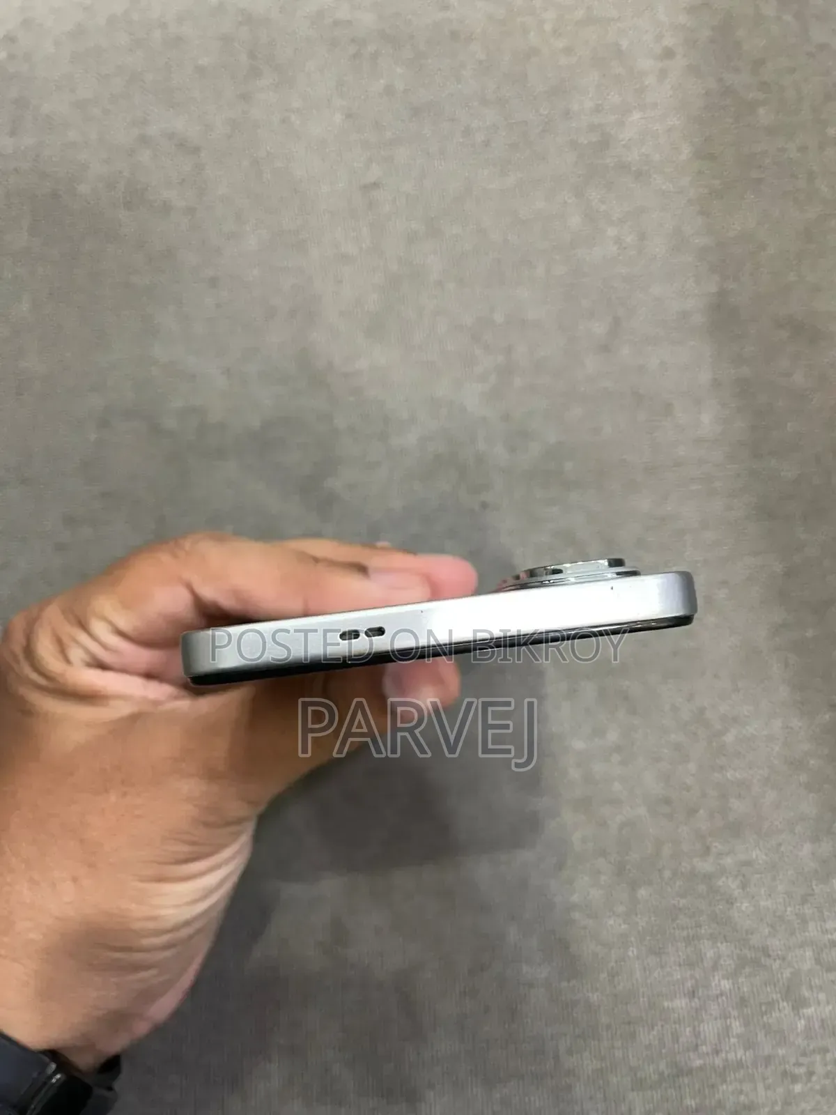 ইনফিনিক্স হট ৬০আই ২৫৬ জিবি সিলভার