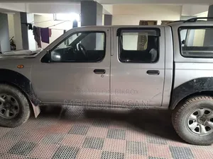 Nissan Patrol 2010 Silver