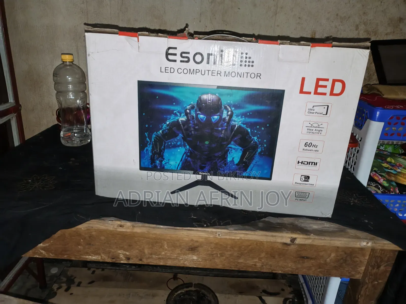 Esonic 19 Nich Monitor
