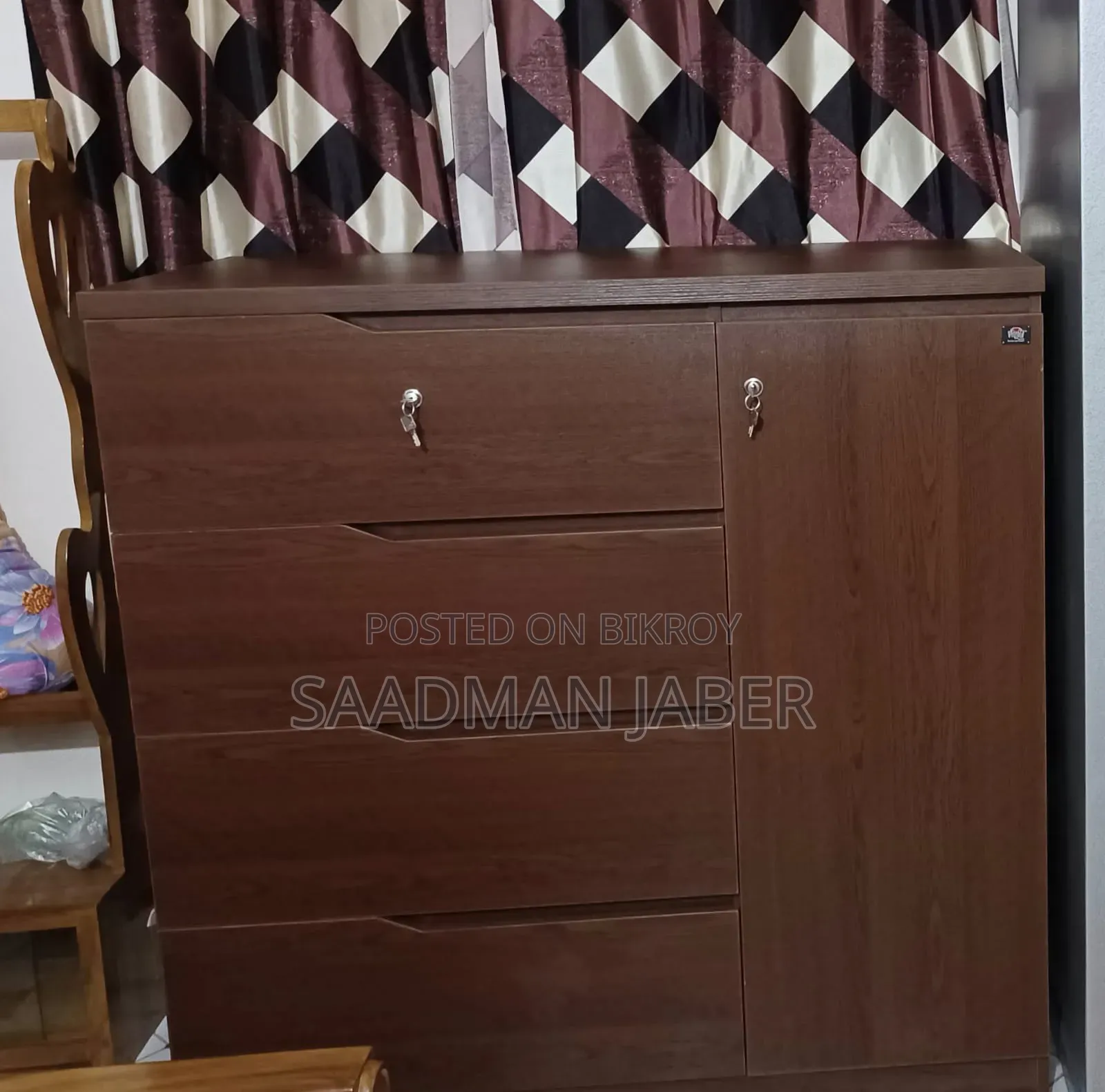 ৪ ড্রায়ার ও ১ ঢাবি বিশিষ্ট রিগাল ওয়ারড্রব