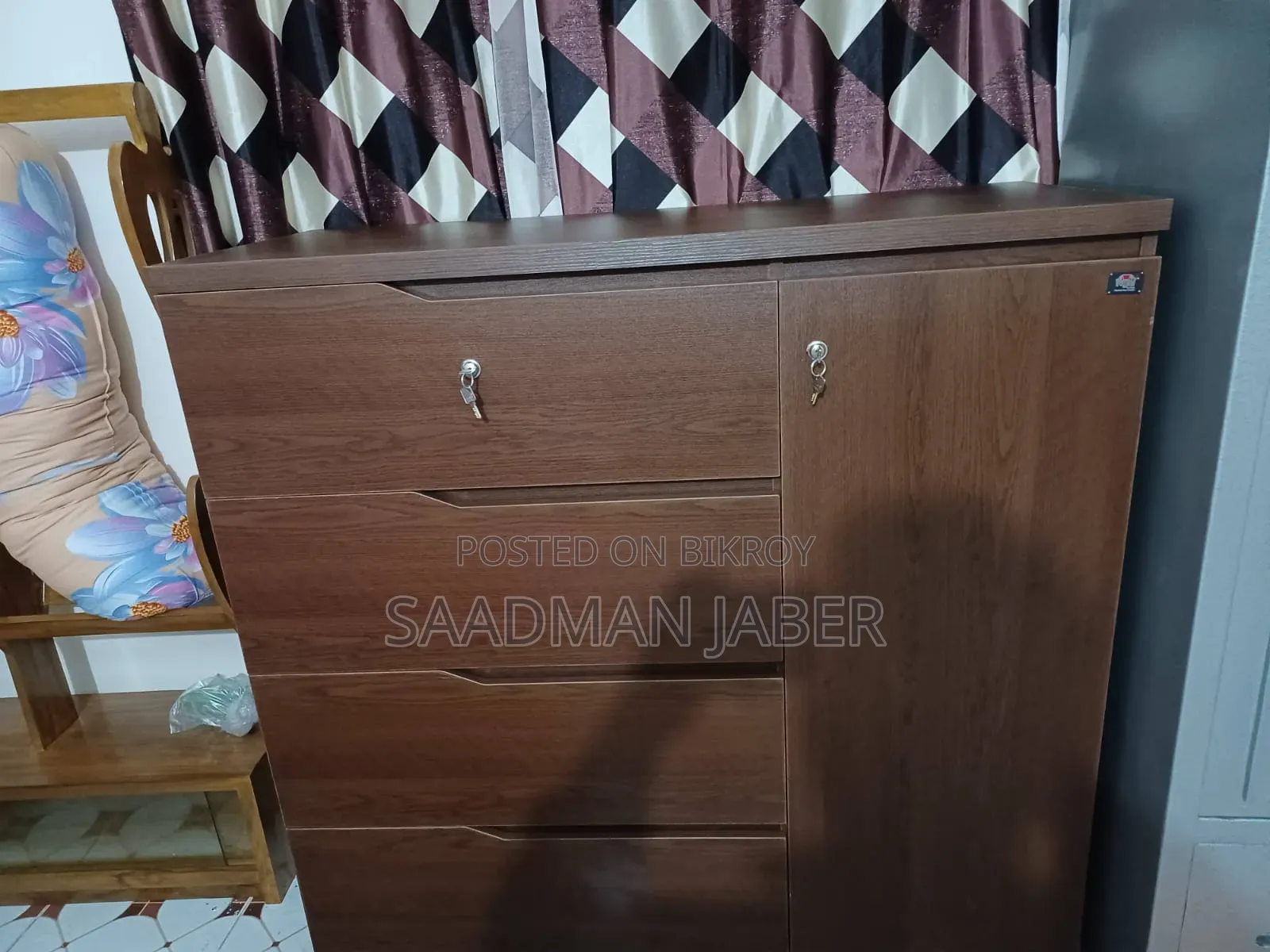 ৪ ড্রায়ার ও ১ ঢাবি বিশিষ্ট রিগাল ওয়ারড্রব