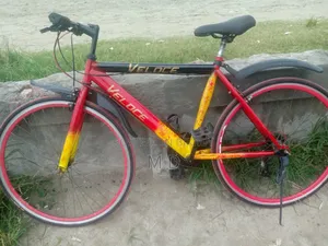 চিকন চাকা রোড বাইক