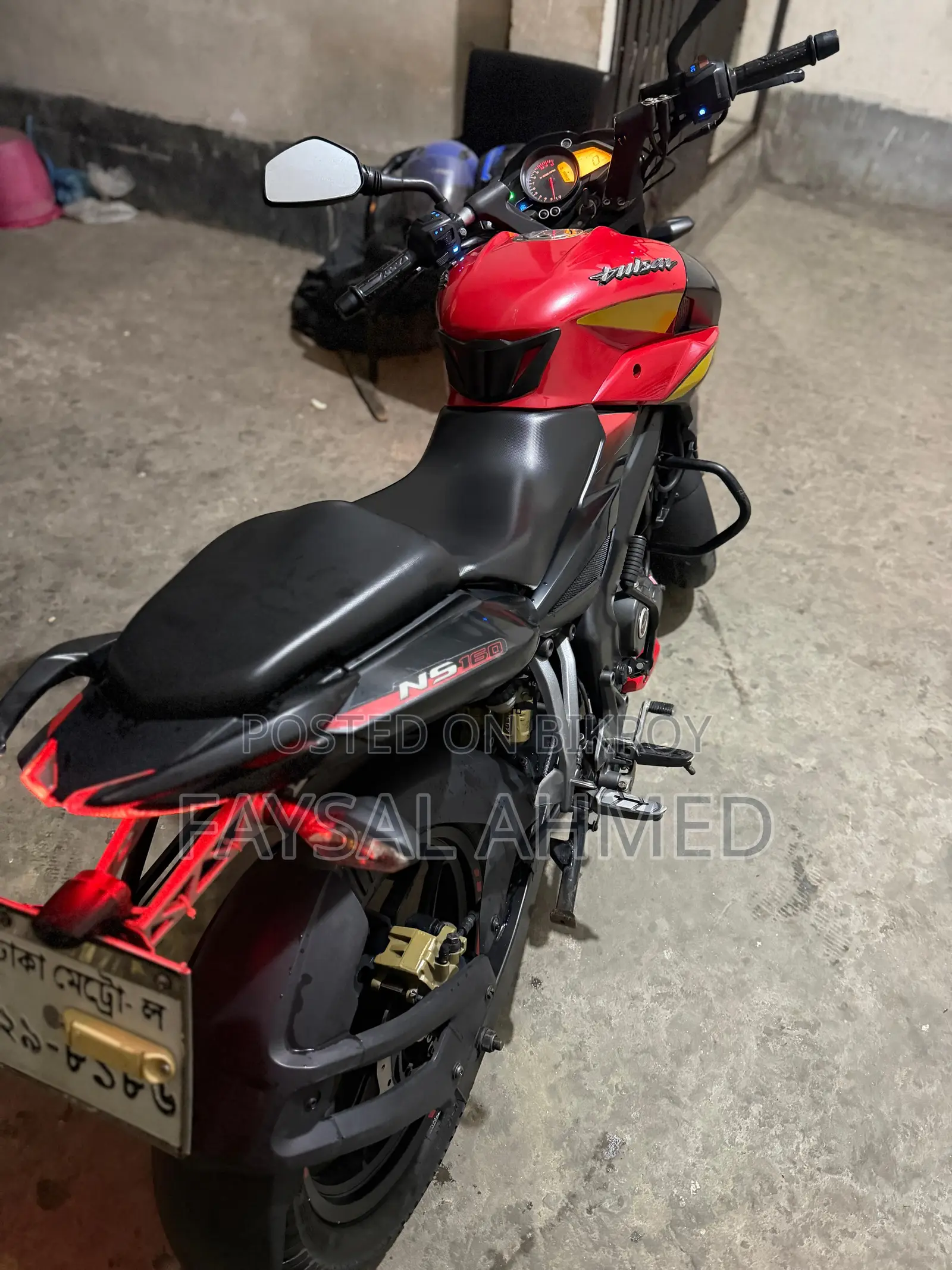 Bajaj Pulsar NS 160 2019 Red