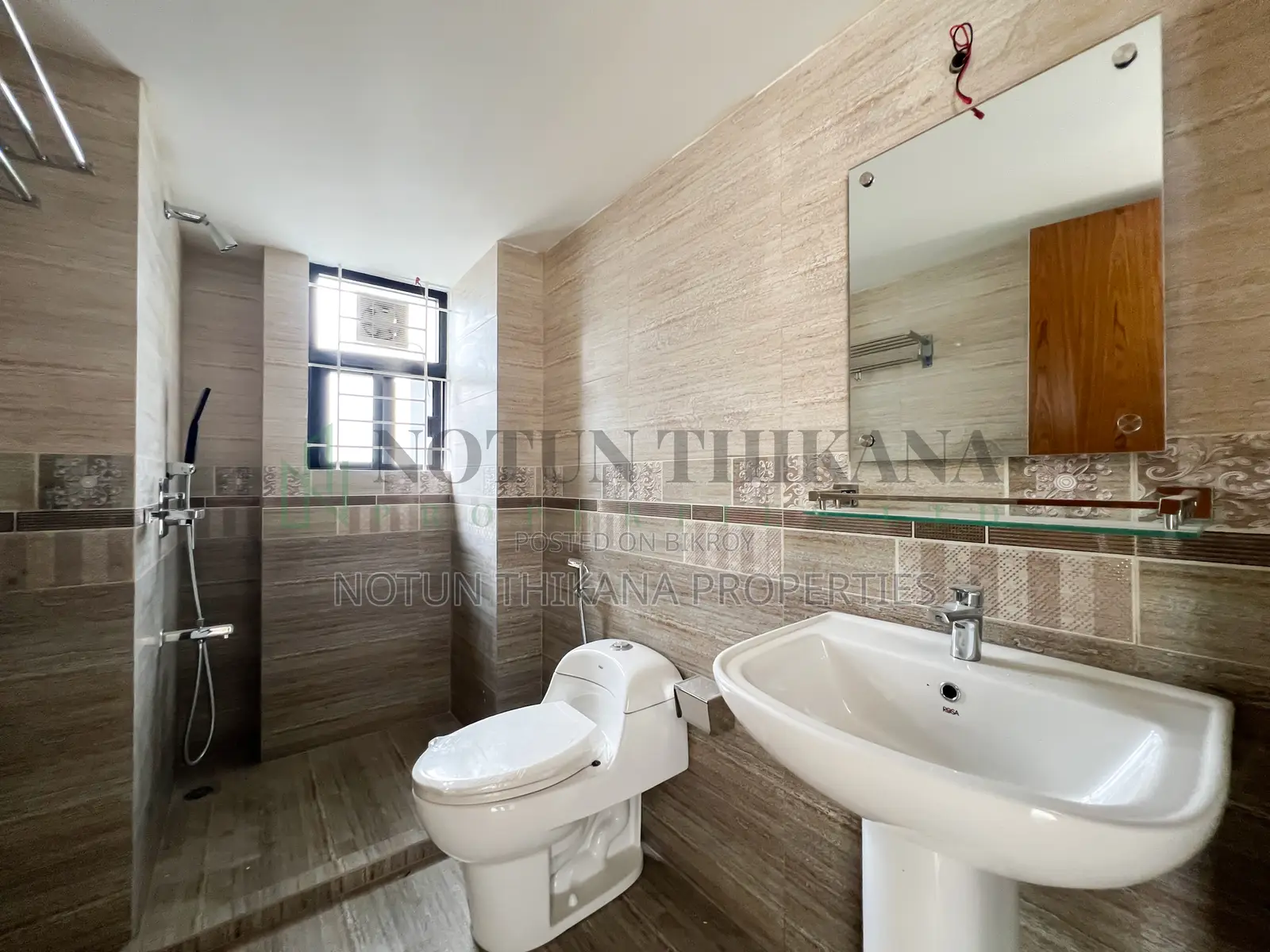 3bdrm Apartment in Basundhara for Rent
