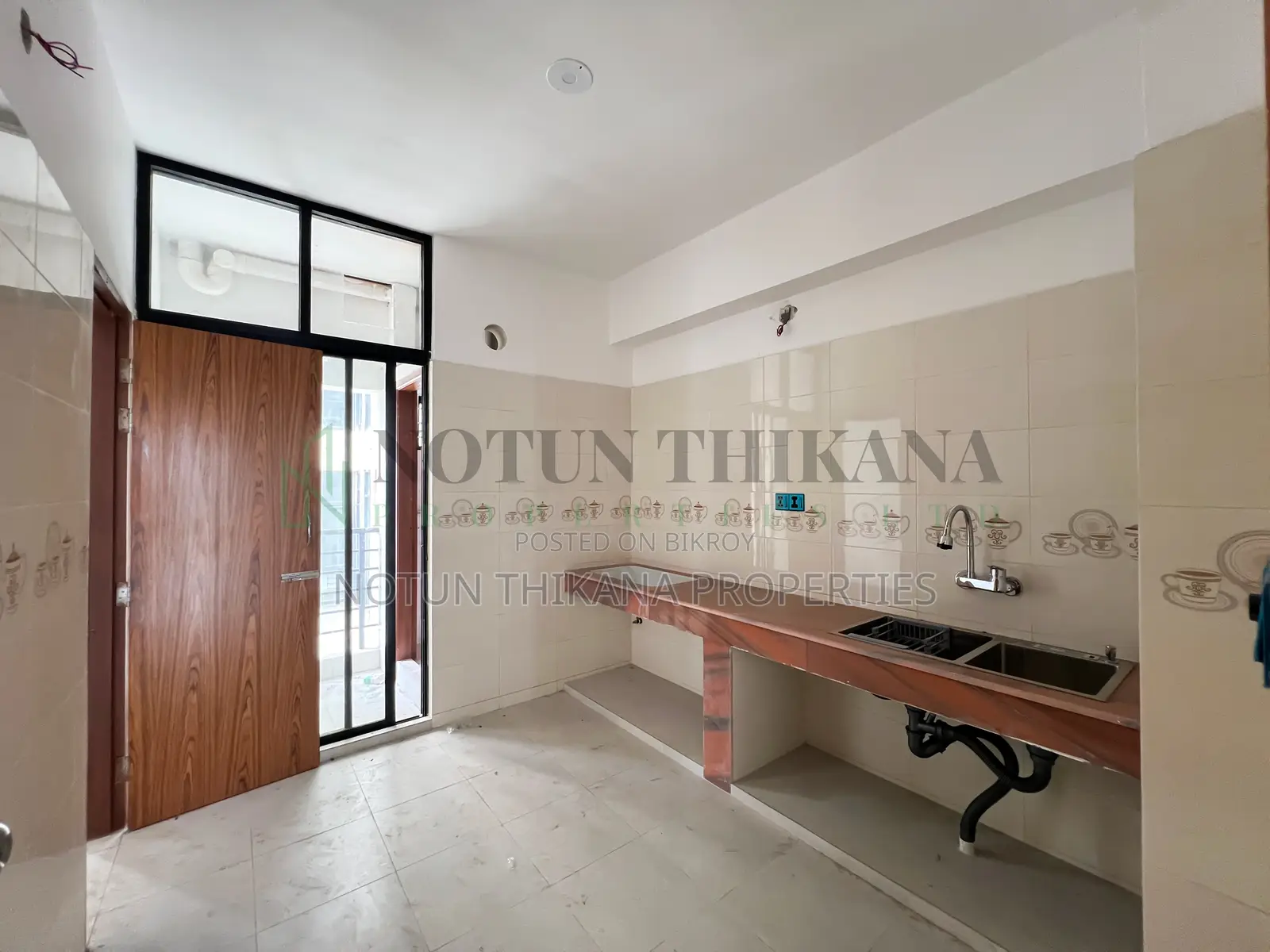 3bdrm Apartment in Basundhara for Rent
