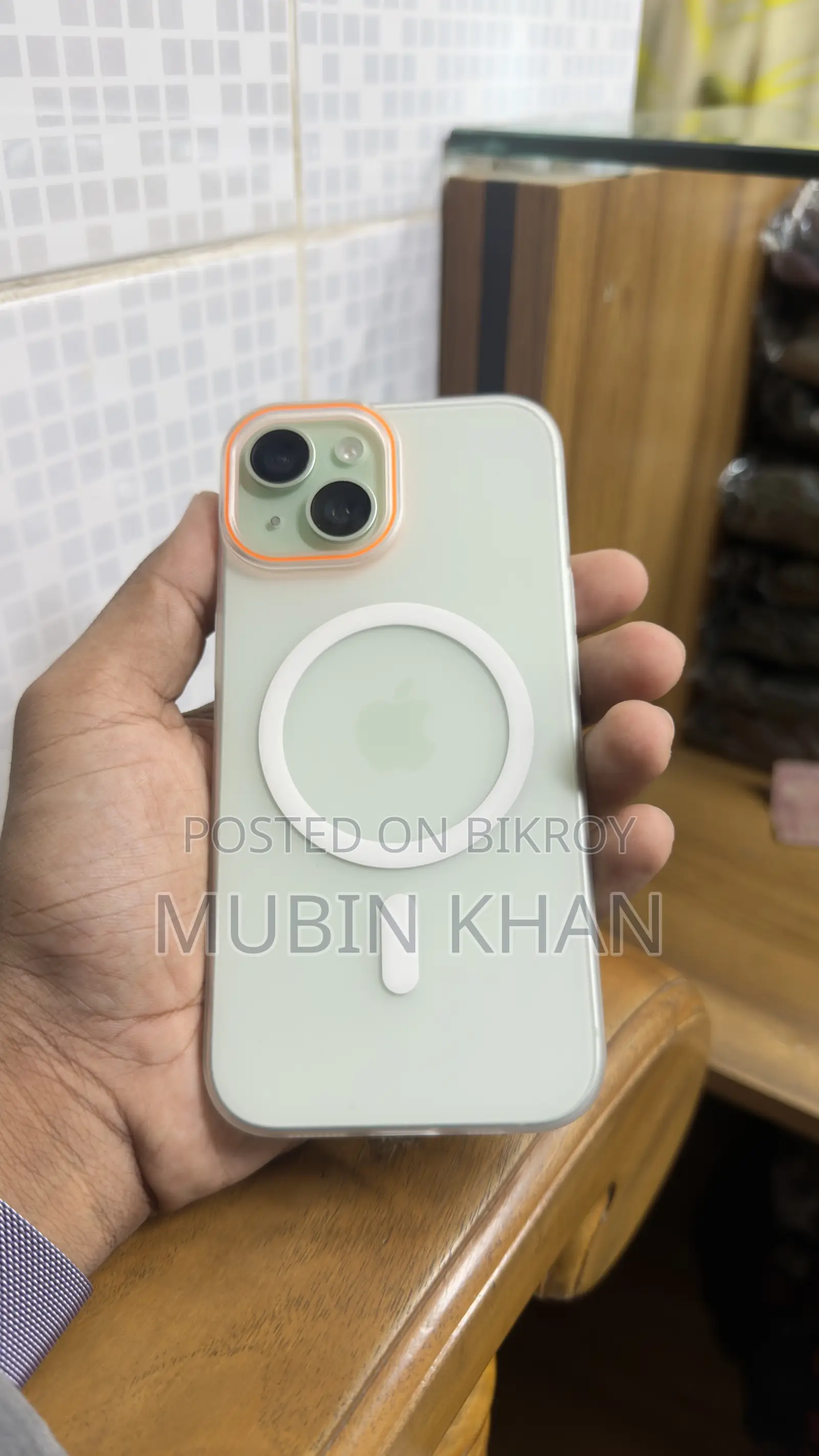 Apple iPhone 15 128 GB Green