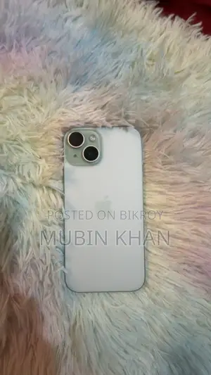 Apple iPhone 15 128 GB Green