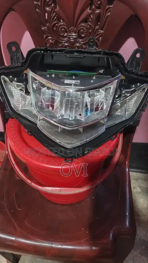 Suzuki Gixxer SF Headlight