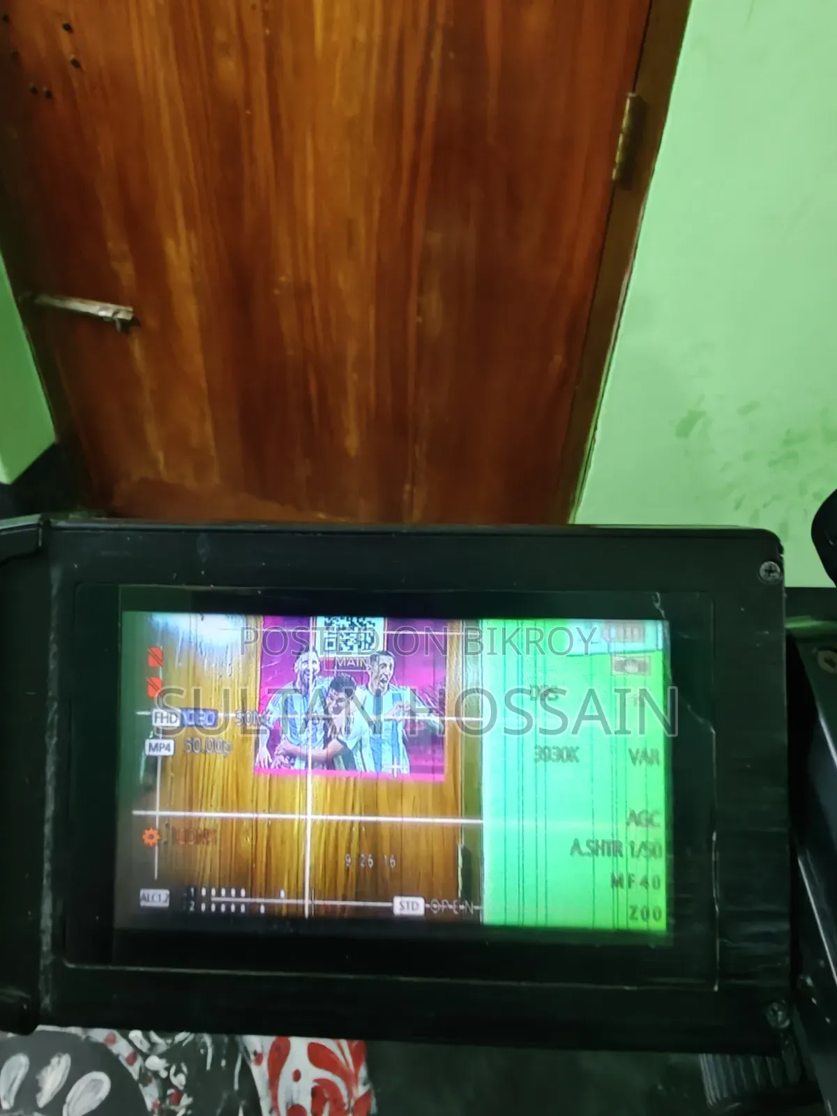 Panasonic HC-pv100 Professional Camcorder
