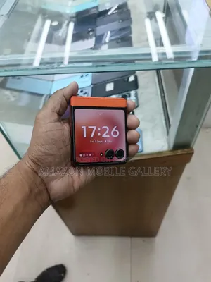 New Motorola Razr 50 256 GB Orange