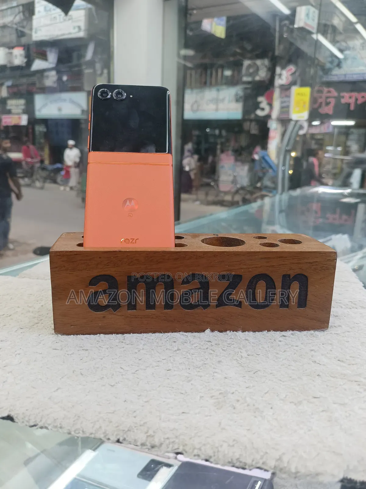New Motorola Razr 50 256 GB Orange