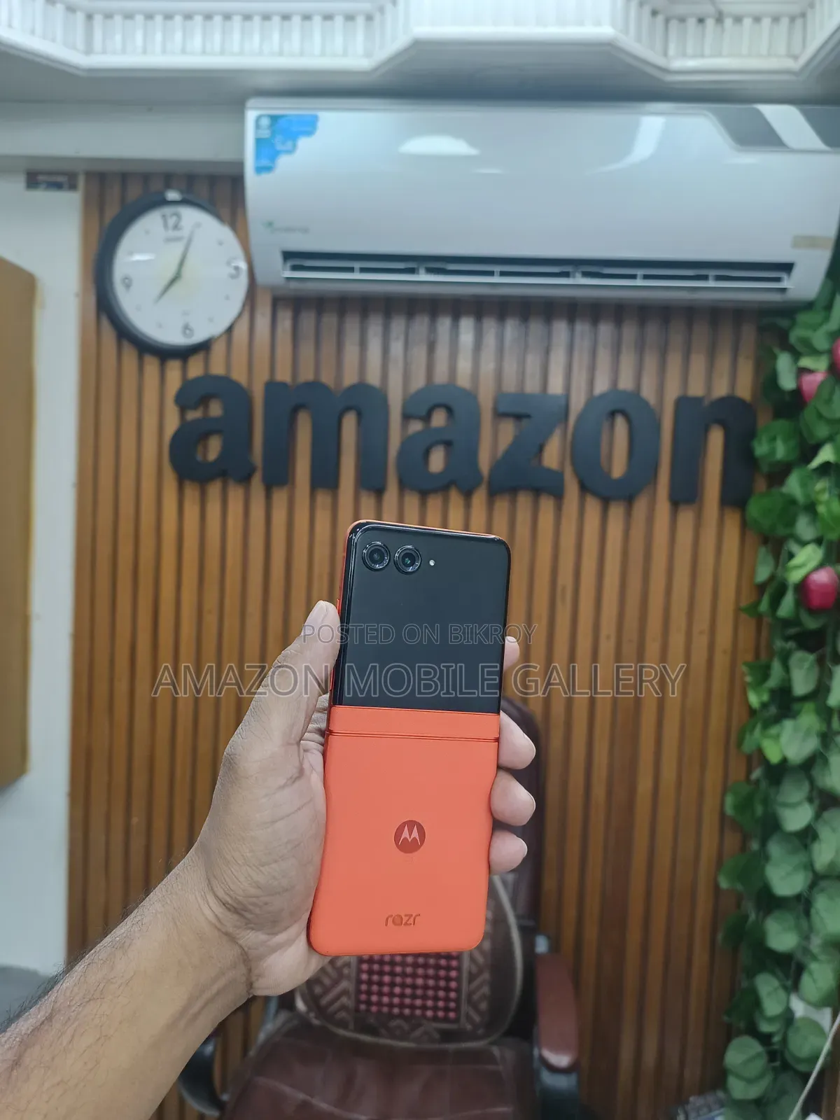 New Motorola Razr 50 256 GB Orange