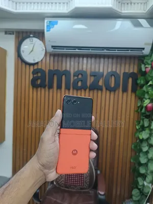 New Motorola Razr 50 256 GB Orange