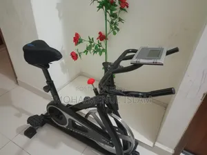 High Quality Gym Cycle.