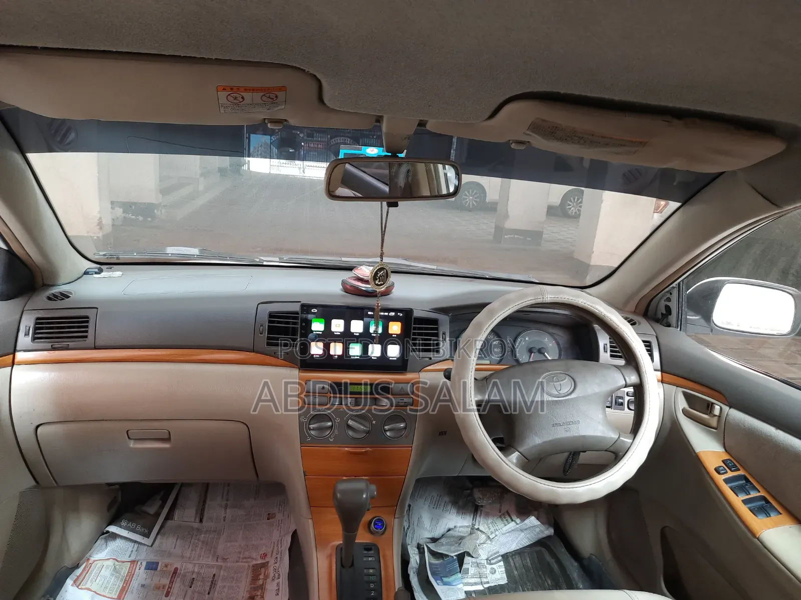 Toyota Corolla 2004 White