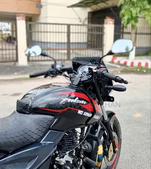 Bajaj Pulsar 150 2022 Black