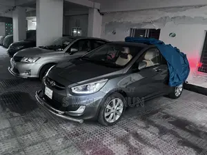 Hyundai Accent SE Sedan 2017 Gray