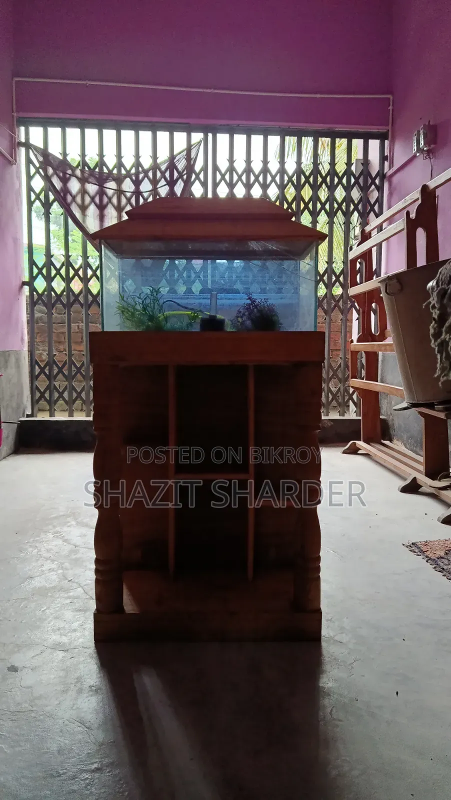 Fish Tank একুরিয়াম