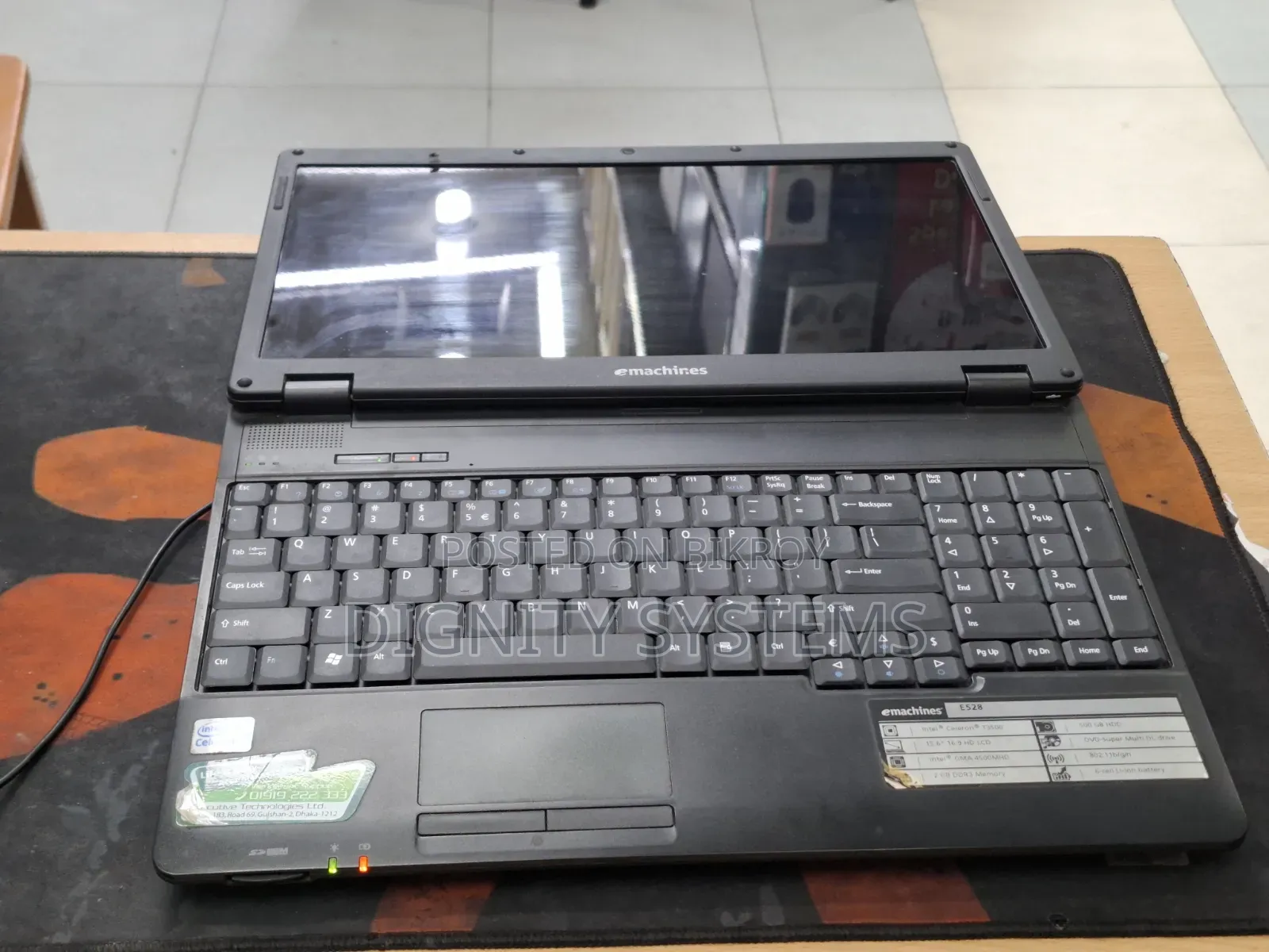 Laptop eMachines 8GB Intel Celeron HDD 500GB