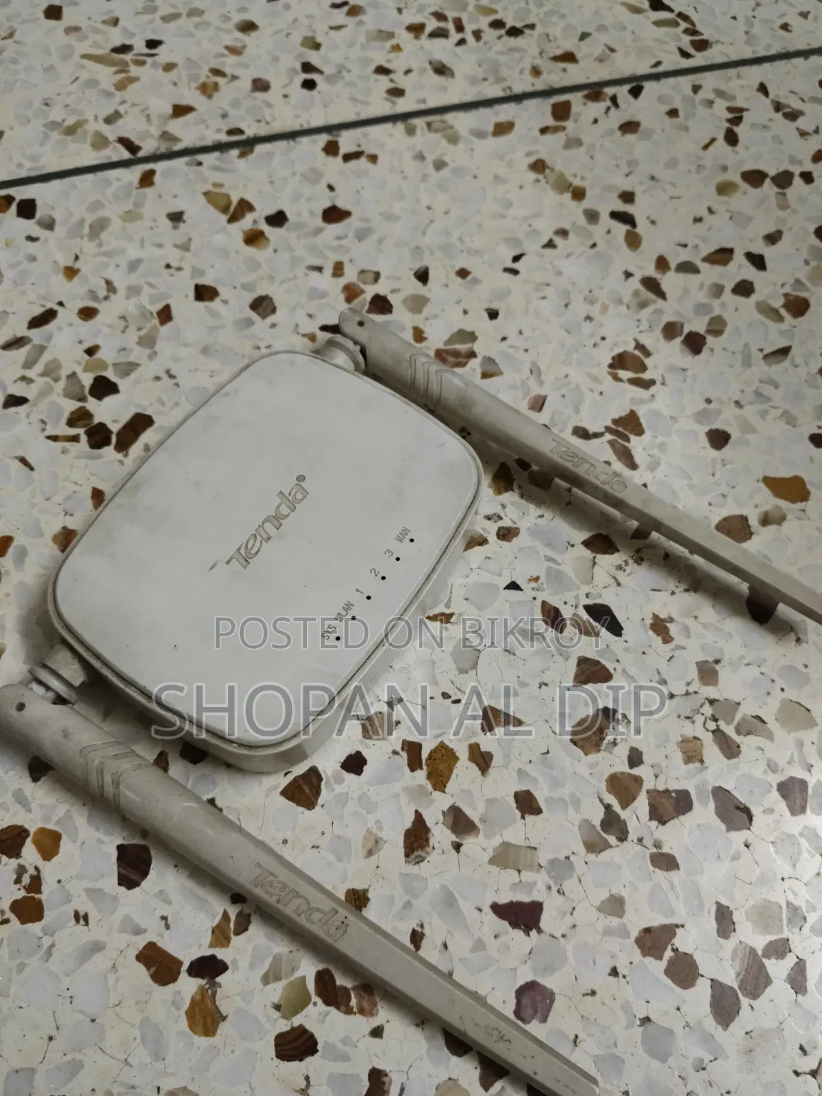 Tenda Router Fresh Condition