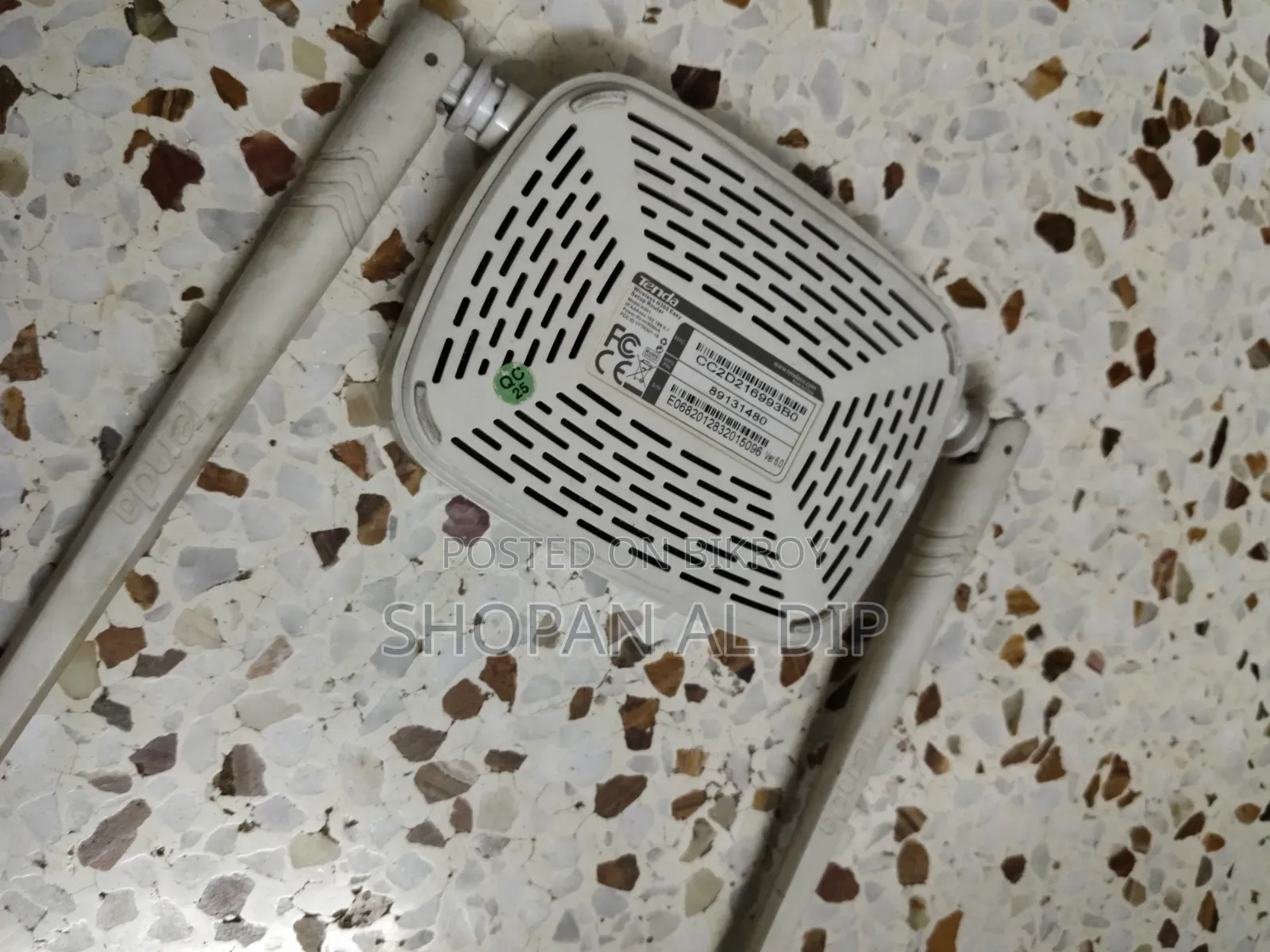 Tenda Router Fresh Condition