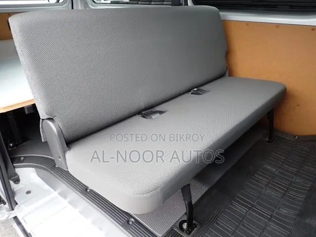 Toyota HiAce 2021 Silver