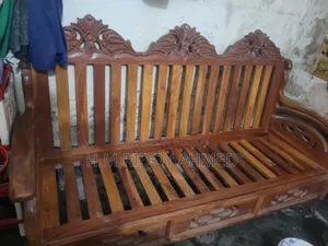 সোফা তিন সিট