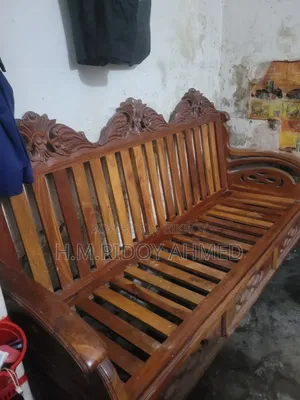 সোফা তিন সিট